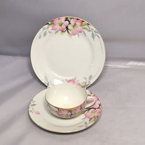 NORITAKE AZALEA 3 PIECES TEA SET